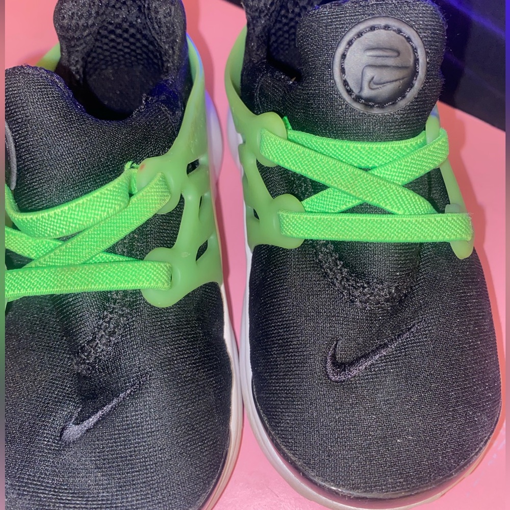 Toddler Presto Nikes